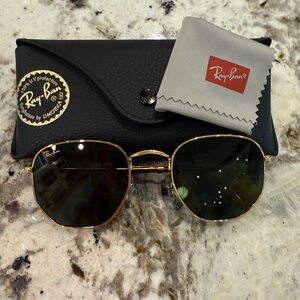 BRAND NEW NEVER WORN RayBan Hexagonal sunglasses.